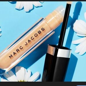 Marc Jacobs Luminous Daisy Love. Lip Gloss